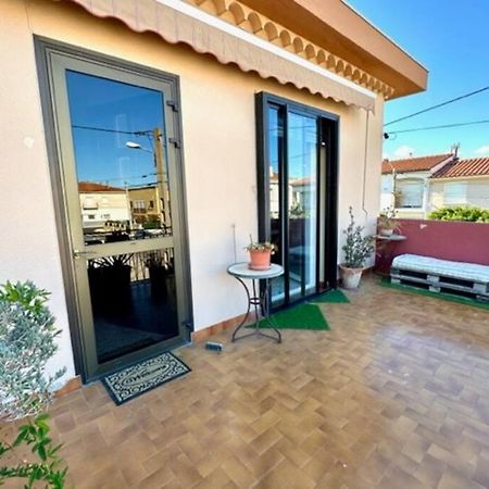 Appartement St Laurent 생 로랑 드 라 살랑크 외부 사진