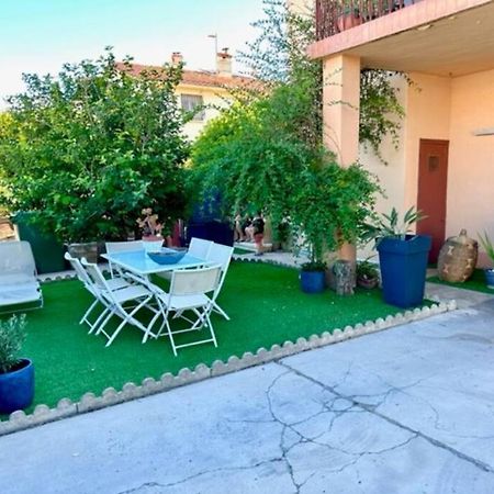 Appartement St Laurent 생 로랑 드 라 살랑크 외부 사진